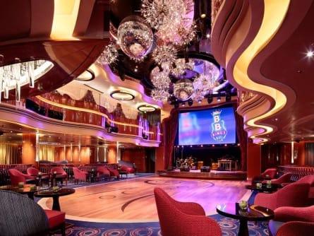 Nieuw Statendam maakt maiden call in Amsterdam