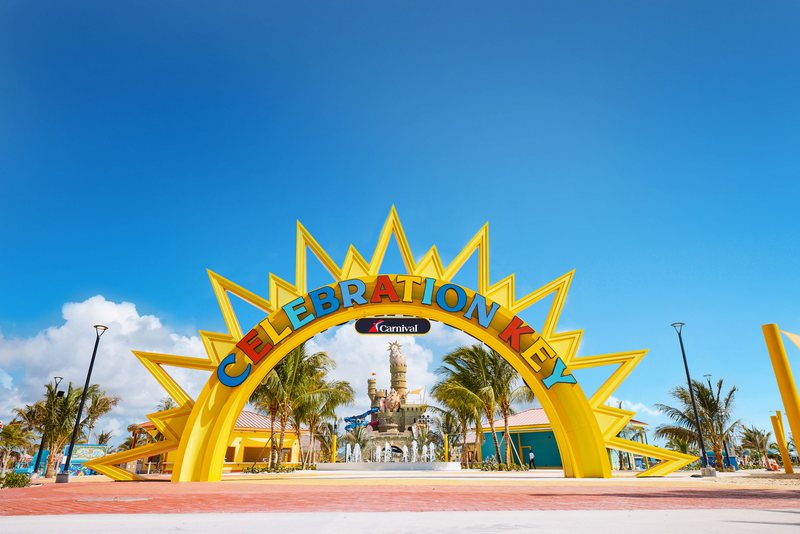 Eerste blik op Paradise Plaza bij Celebration Key.