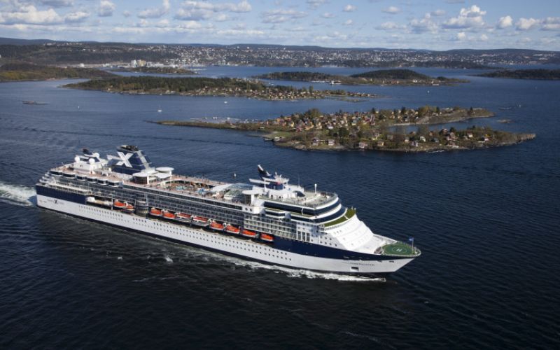 De Celebrity Constellation, waarschijnlijk het schip waarop de Amerikaan zou inschepen.