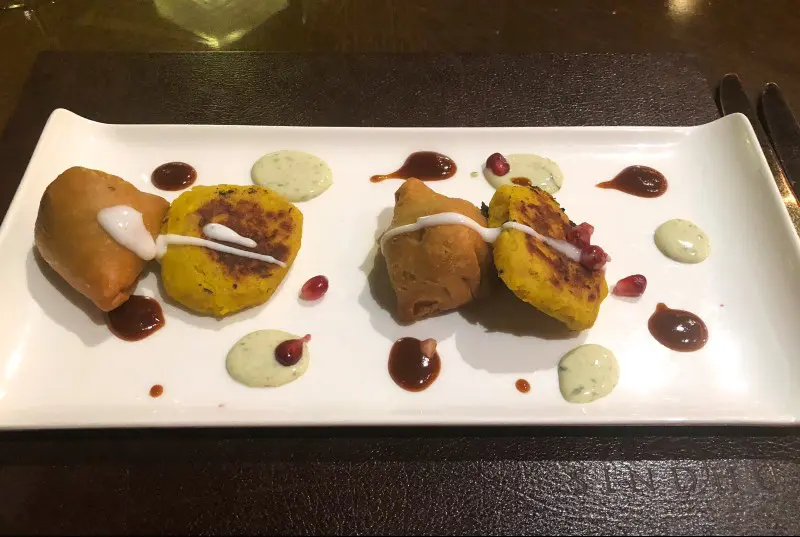 Gerecht in restaurant Sindhu