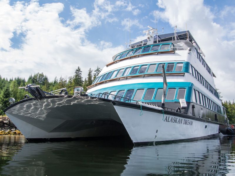 klein cruiseschip van Alaskan Dream Cruises in Alaska