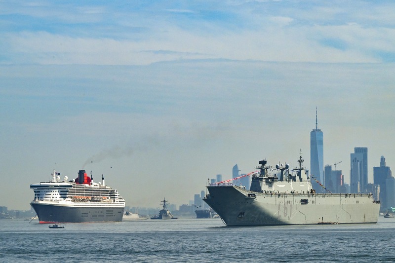 Queen Mary 2 tijdens Sail4th 250
