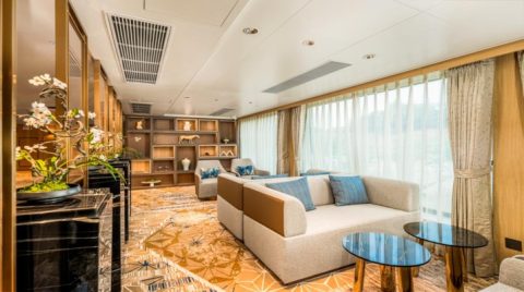 Digitaal museum aan boord van de Century Vision van Century Cruises