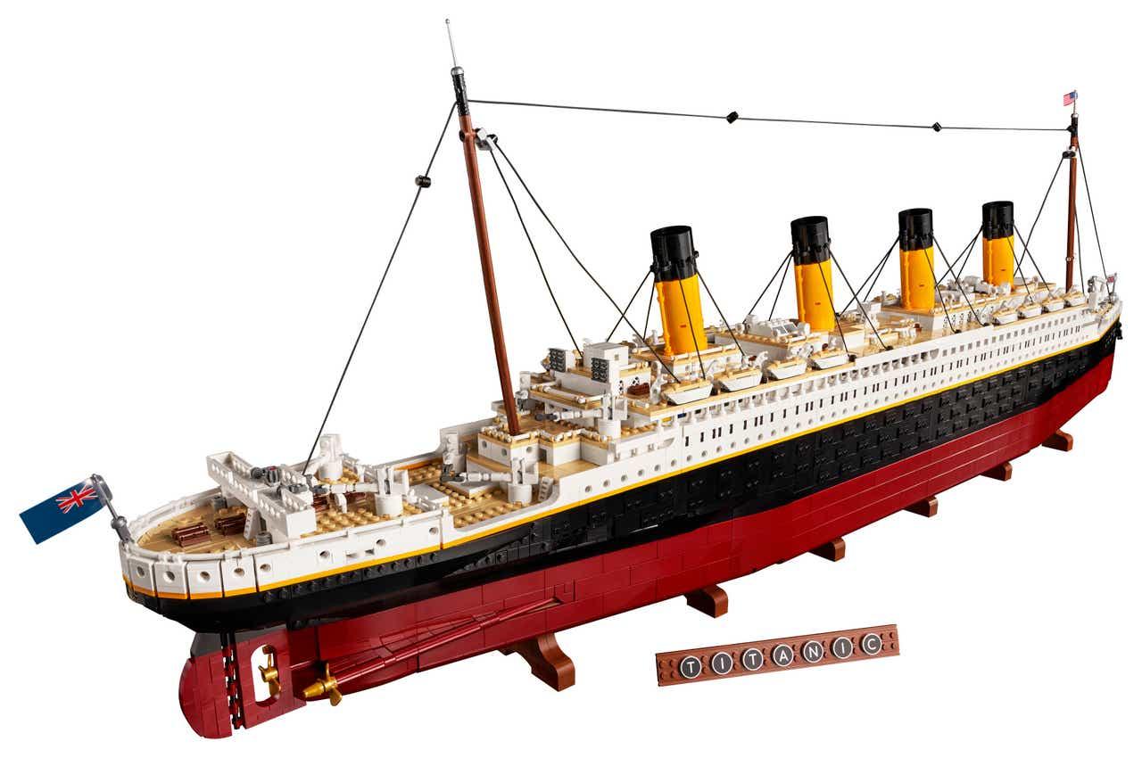 LEGO onthult LEGO Titanic schip