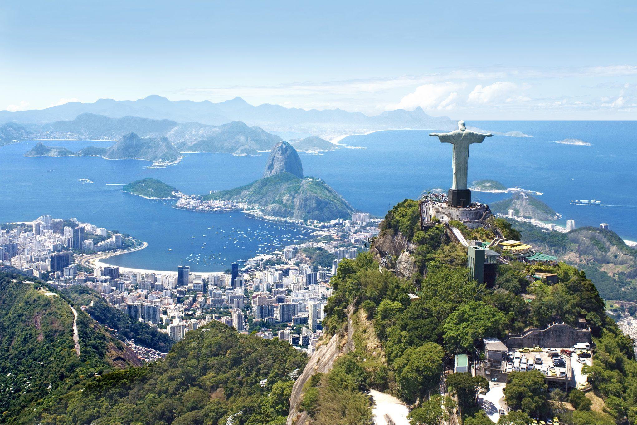 Cruisemaatschappijen stoppen tijdelijk met varen in Brazilië