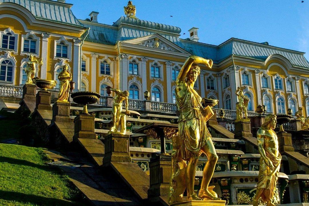 MSC Cruises schort aanlopen naar Sint-Petersburg op