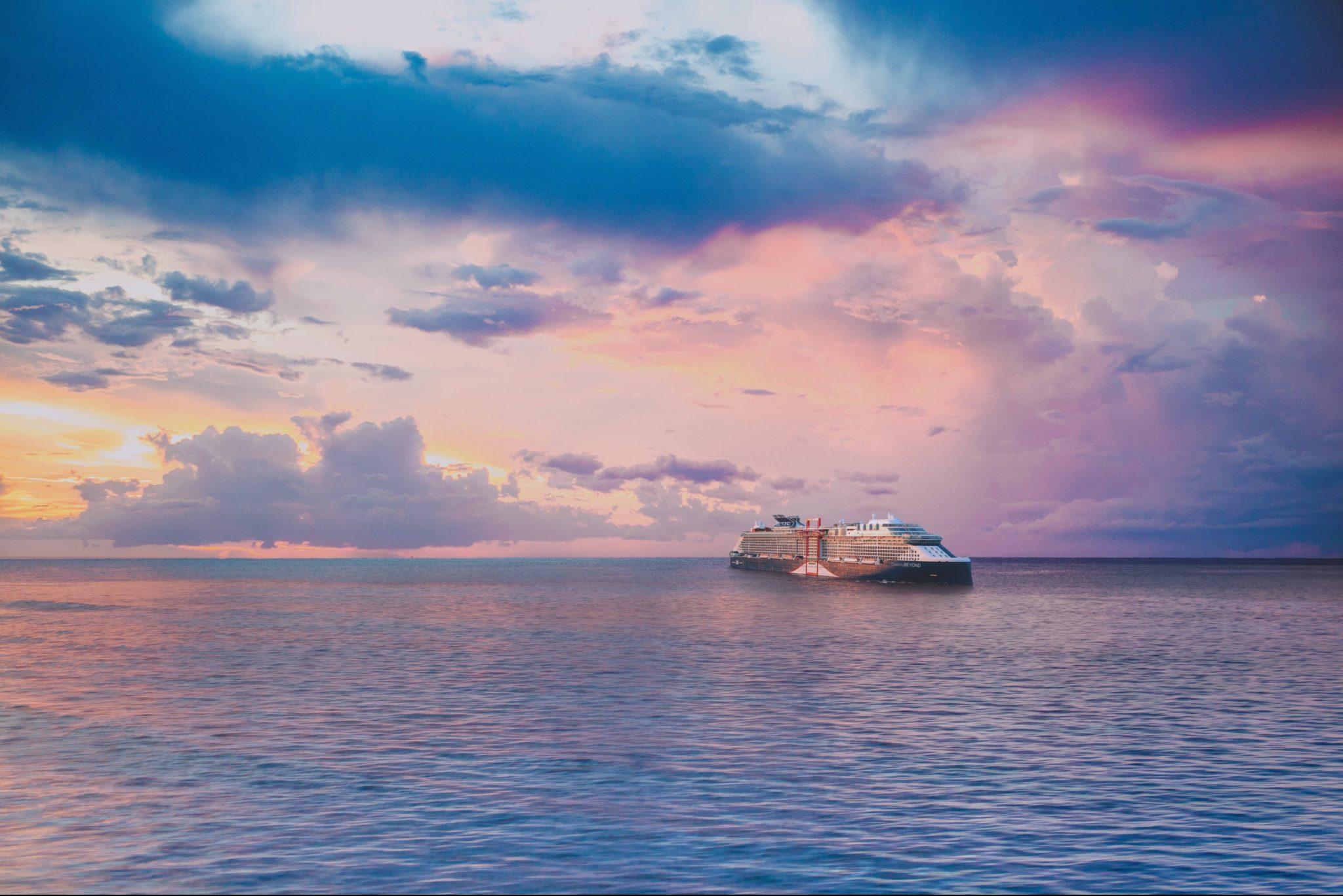 Nieuw cruiseschip Celebrity Beyond vertrokken vanuit Saint-Nazaire