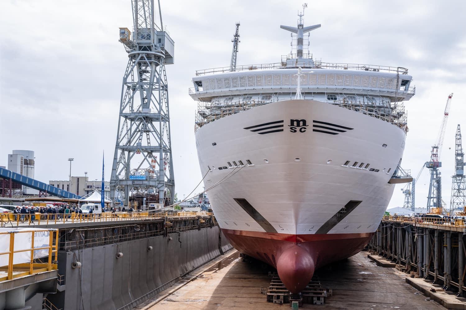 Tewaterlating Explora I bij Fincantieri in Monfalcone