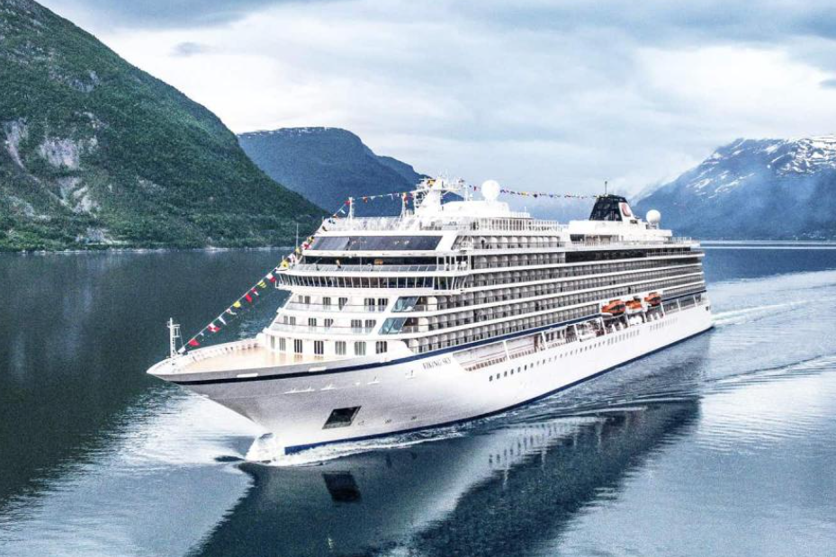 Viking viert tewaterlating van nieuw zeecruiseschip