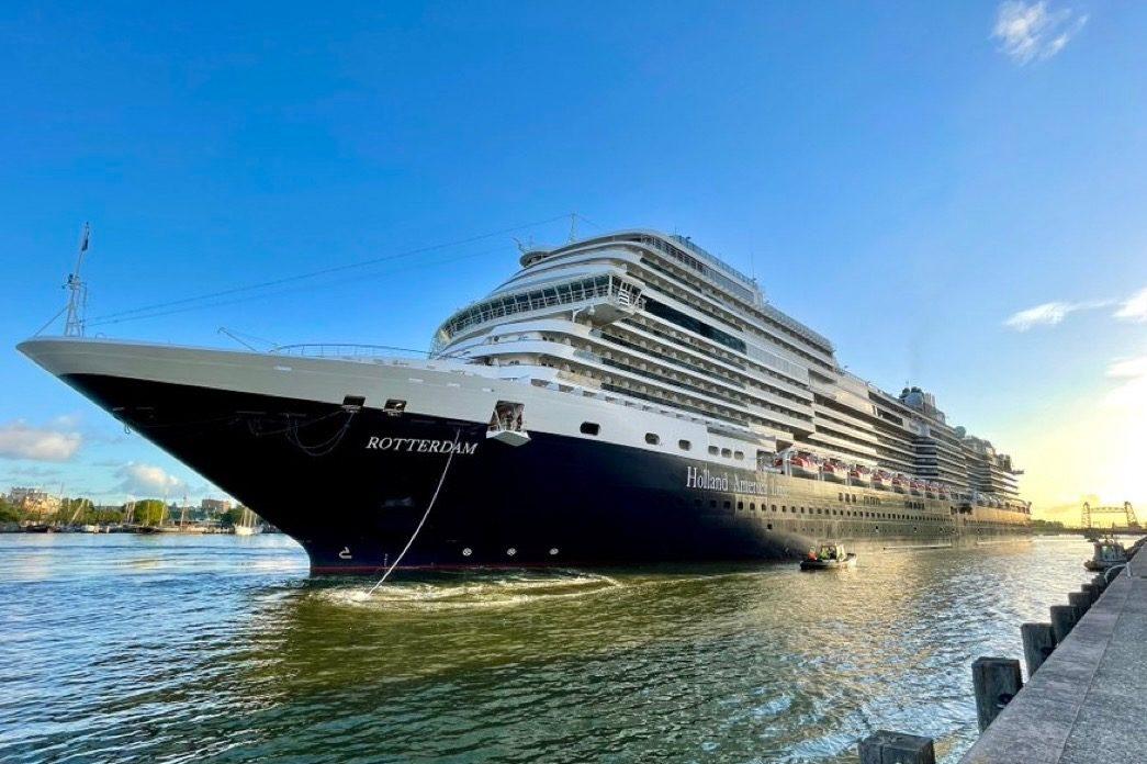 Holland America Line’s Rotterdam wijkt zondag uit naar Rotterdam