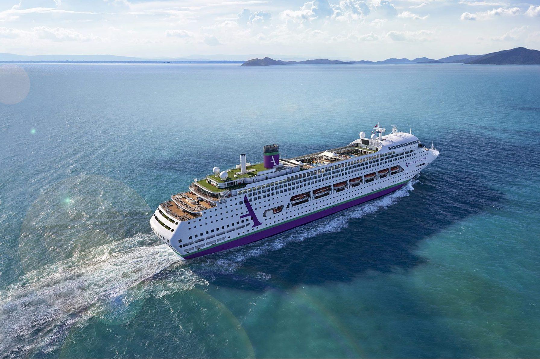 Cruiseschip Ambassador Cruise Line wordt tijdelijk onderkomen voor Oekraïense vluchtelingen in Schotland