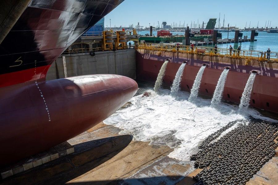 Explora II is te water gelaten