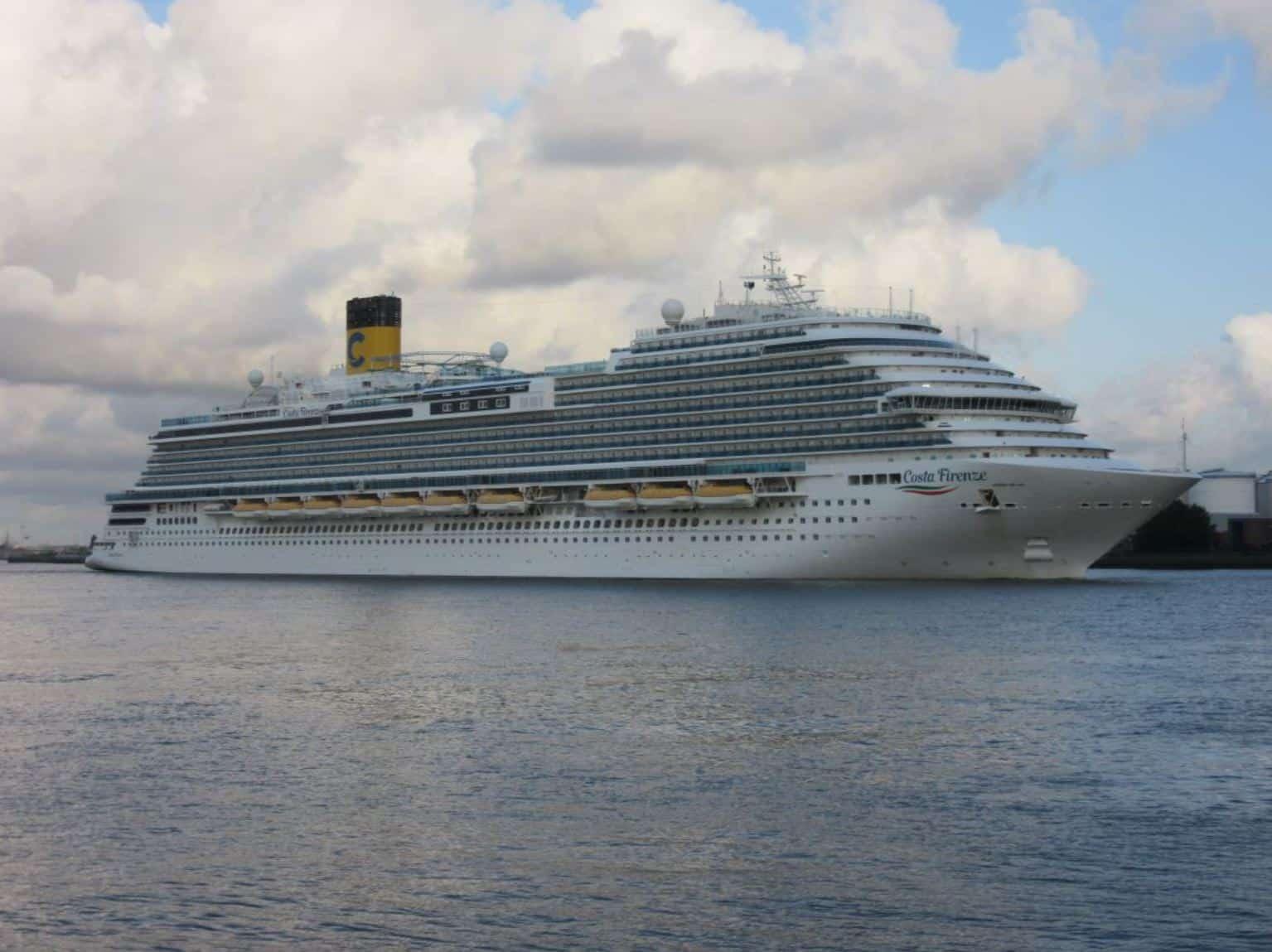 Costa Firenze beëindigt laatste cruise voor Costa Cruises
