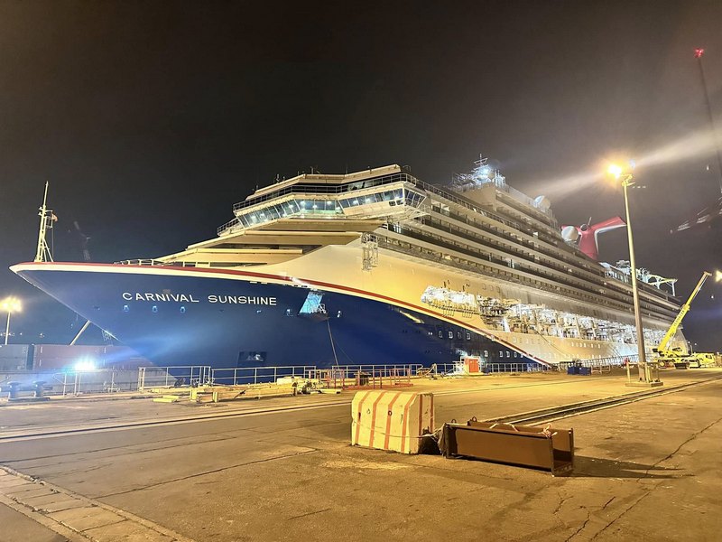 Carnival Sunshine Vertrekt naar Virginia na Droogdok	