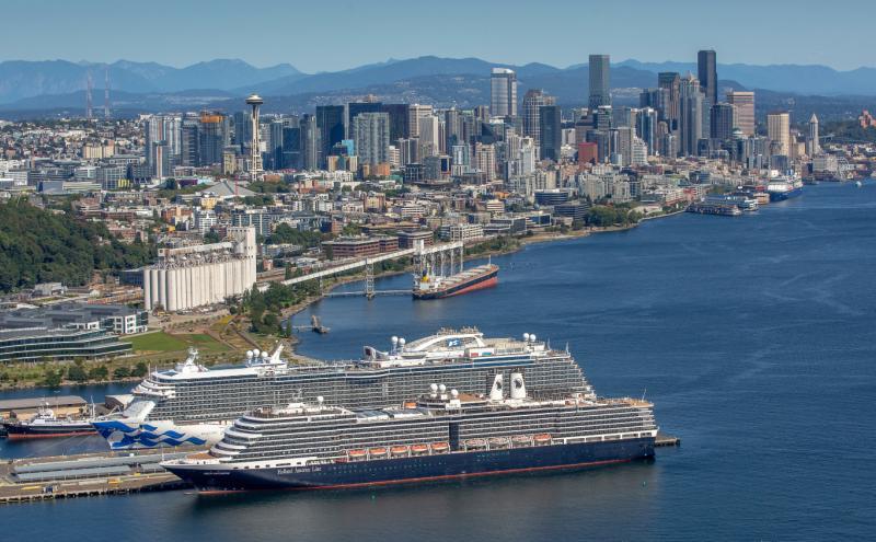 Seattle viert Derde Cruisesteiger met Walstroom			