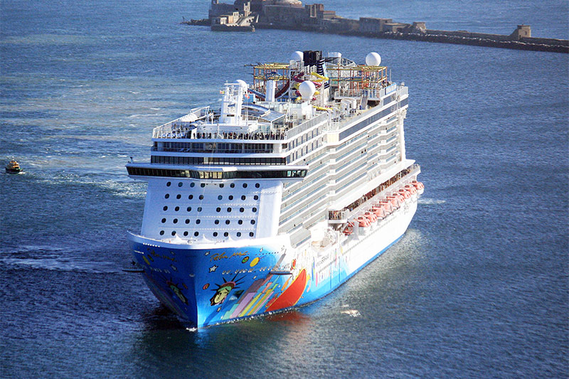 Norwegian Breakaway gaat in droogdok voor renovatie	