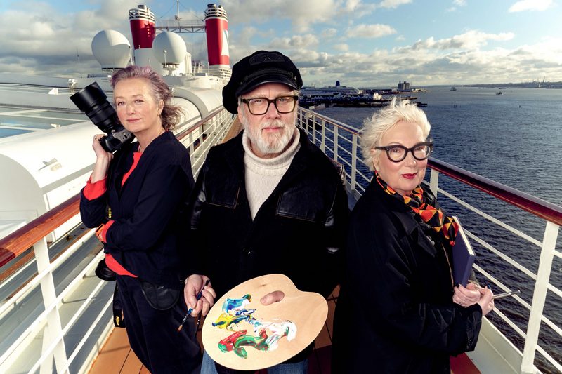 Scarlet Page: Aan boord van Fred Olsen met de Moments Crew		