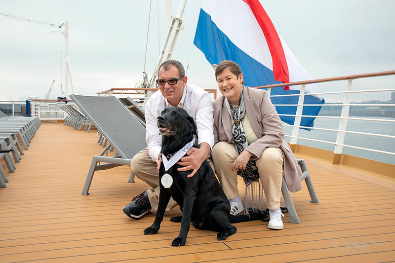 Holland America Line herdenkt Joska, baanbrekende hulphond	