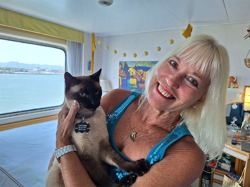 Villa Vie’s Wereldcruise: Honderden Bewoners, 7 Katten Aan Boord