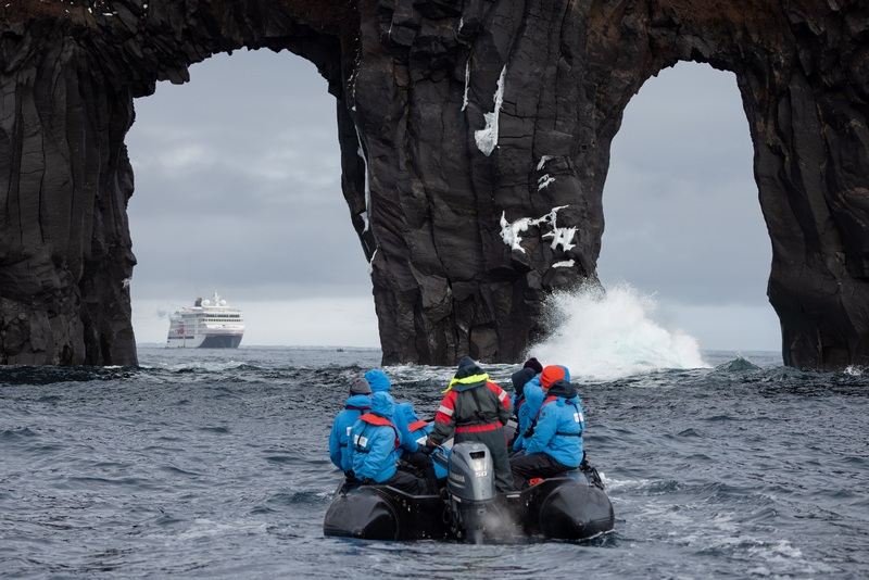 Hanseatic Inspiration voltooit halve circumnavigatie van Antarctica			