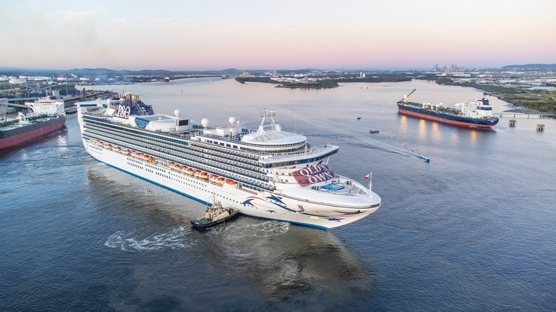 Voormalige P&O Schepen Krijgen Make-over voor Carnival Debuut