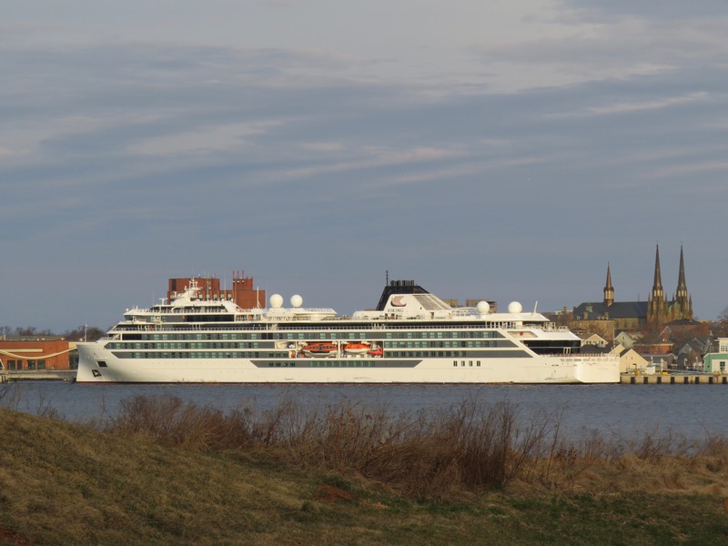 Viking Polaris opent cruiseseizoen 2025 in Charlottetown		