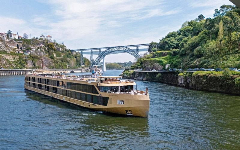 AmaWaterways doopt AmaSintra		