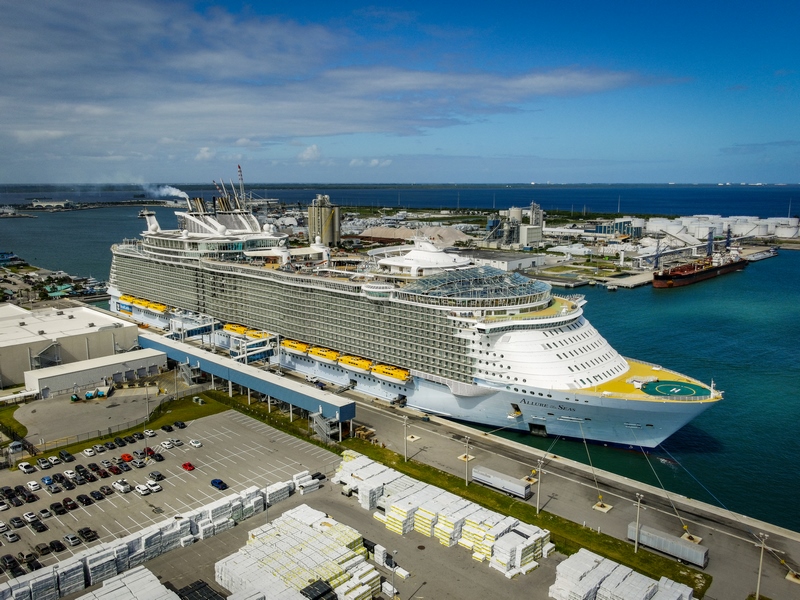 Royal Caribbean vraagt gasten om hun boeking te wijzigen	
