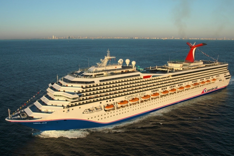Carnival Valor arriveert in Europa voor droogdok		