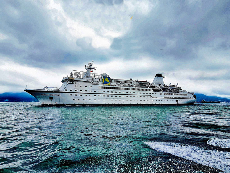 Voormalige FTI Berlin op weg naar Maleisië voor nieuw cruisebestaan		
