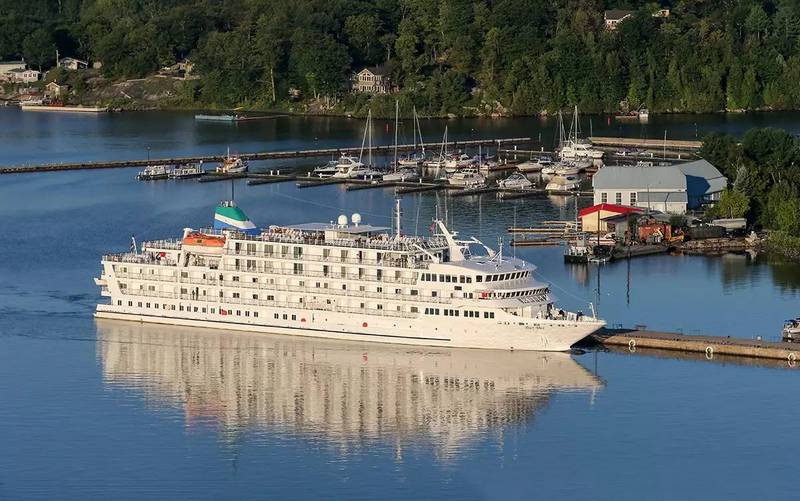 Pearl Seas Cruises viert nieuw seizoen en tien jaar varen op de Grote Meren	