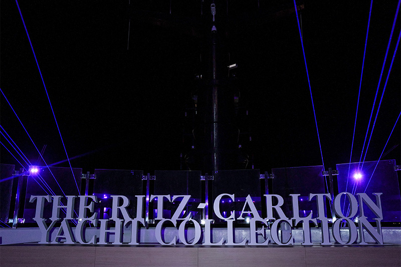 Luminara_vaart_uit_met_prominente_gasten_voorafgaand_aan_officile_lancering