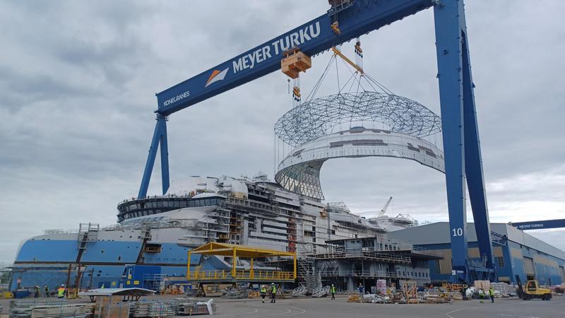 Fotos_Royal_Caribbeans_Legend_of_the_Seas_krijgt_AquaDome
