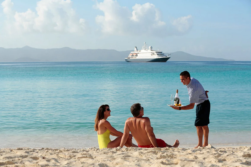 SeaDream Yacht Club presenteert Caribische reizen voor 2028		