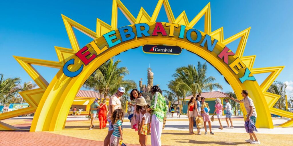 Nieuwste cruiseresort van Carnival Cruise Line opent feestelijk zijn deuren