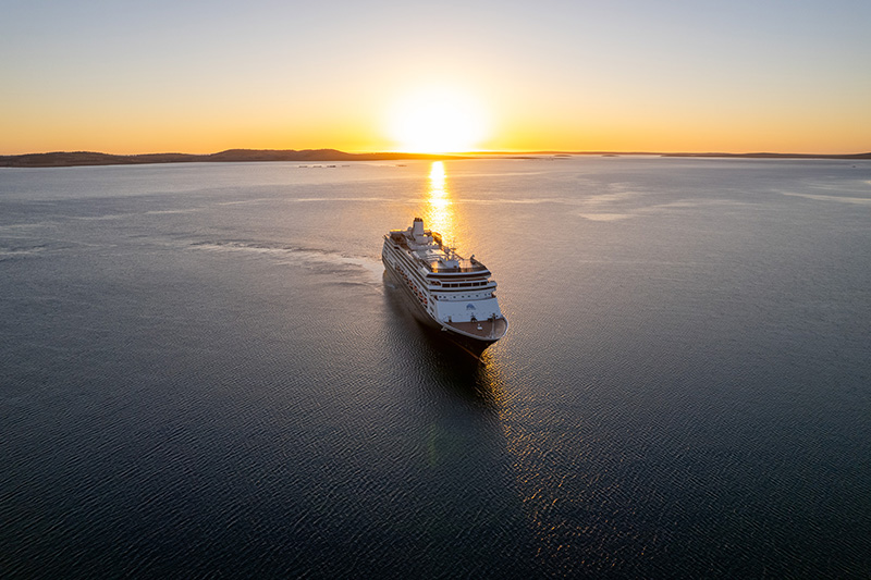 Holland_America_Line_presenteert_culinaire_gasten_voor_Grand_Voyages_in_