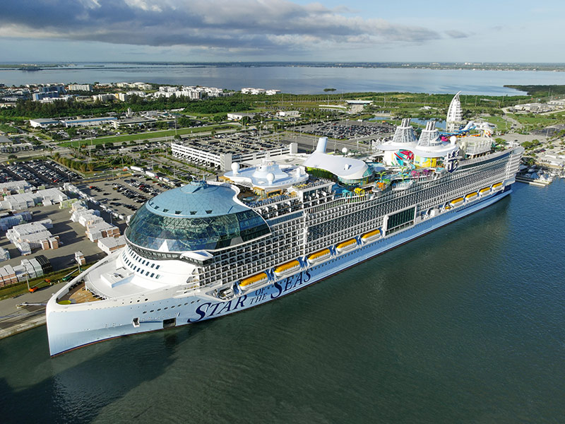 Royal Caribbean past Caribbean-route aan vanwege tropische storm