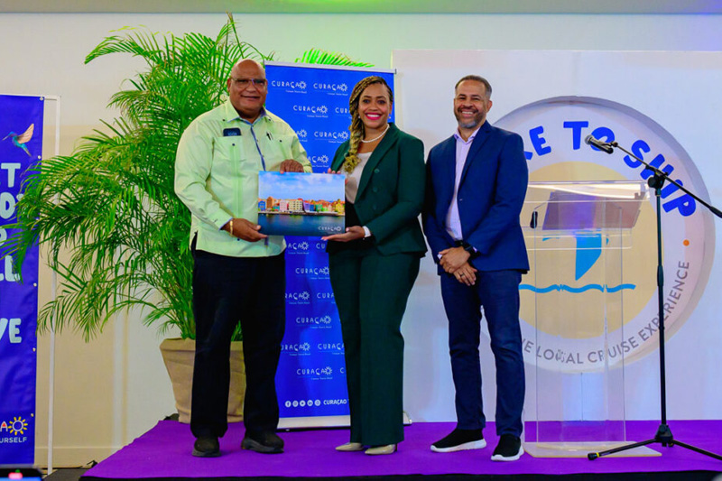 Carnival_zet_zich_in_voor_waarde_creatie_tijdens_het_Curaao_Cruise_Symposium