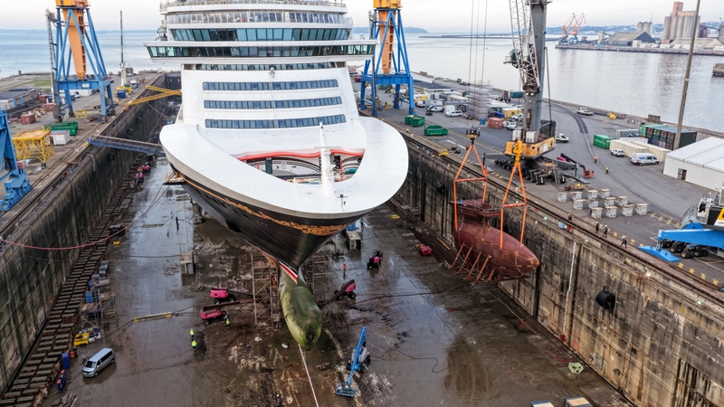 Damen Shiprepair Brest viert 50e cruiseschip-refit
