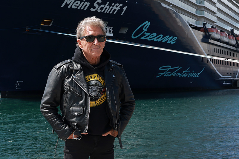 Mein_Schiff__organiseert_speciale_cruise_met_Peter_Maffay_en_band_in_
