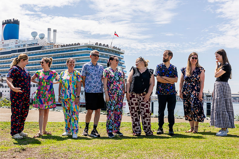 Carnival Luminosa verwent personeel van Queensland Children's Hospital