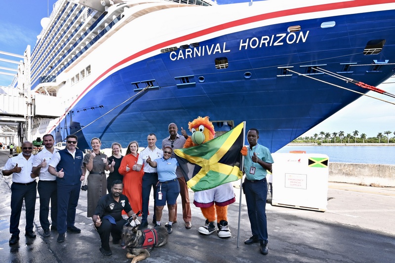 Carnival Horizon vaart uit met meer hulpgoederen voor orkaanslachtoffers in Jamaica