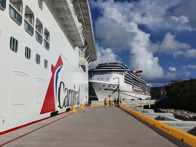 Carnival herstart uitbetaling van dividend na schorsing in 2020