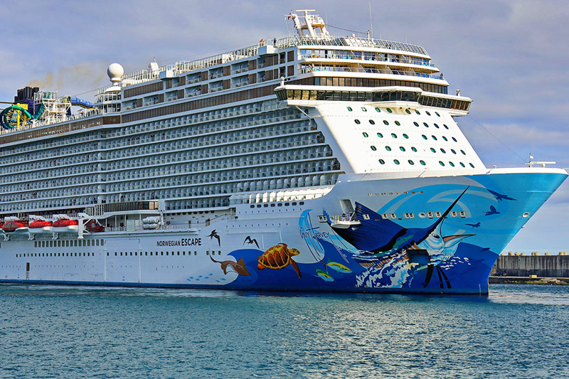 Norwegian Escape viert tien jaar in de vaart 		