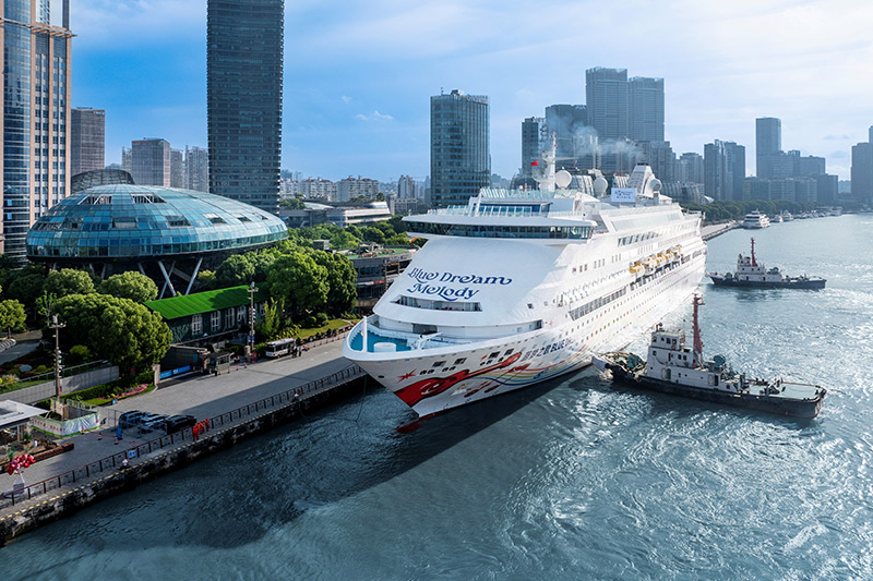 Blue Dream schort cruiseactiviteiten in China op 