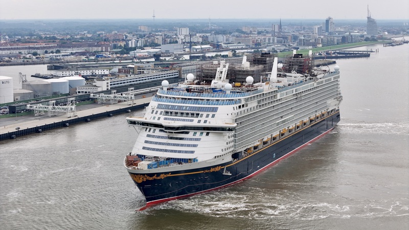 Disneys_nieuwe_Adventure_vertrekt_vanuit_Duitsland_richting_Bahamas