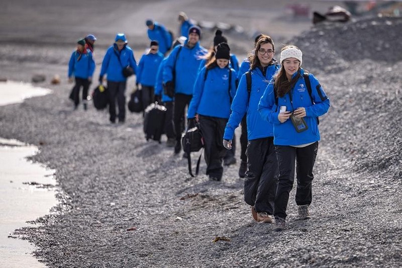 Adventure Canada presenteert Arctisch expeditieprogramma voor 2026 