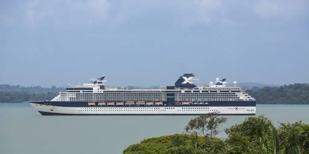 Celebrity_Infinityafvaart_geannuleerd_na_stroomstoring_en_uitgebreide_reparaties_