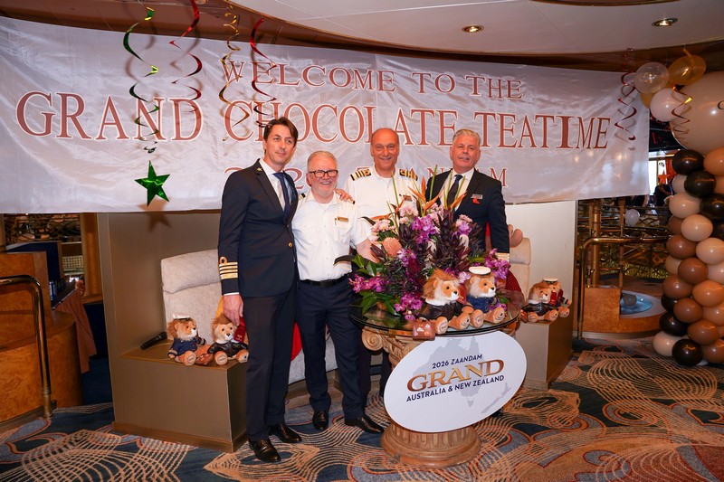 Holland_America_brengt_twee_Grand_Voyages_samen_in_Sydney