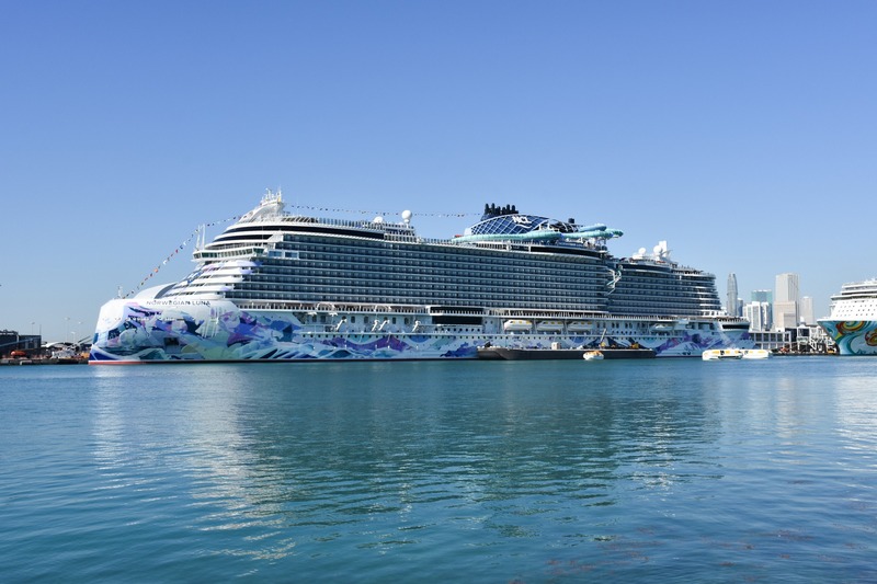 Norwegian_Luna_brengt_eerste_bezoek_aan_PortMiami
